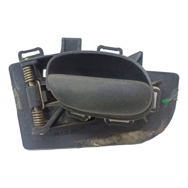 Maçaneta Interna Diant Esquerda Peugeot 207 2009 2010 2011 Preto Dianteira