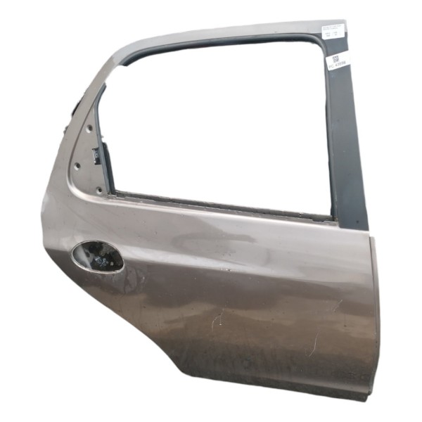 Porta Traseira Direita Gm Celta 2012 2013 2014 2015 Detalhe Traseira Direito