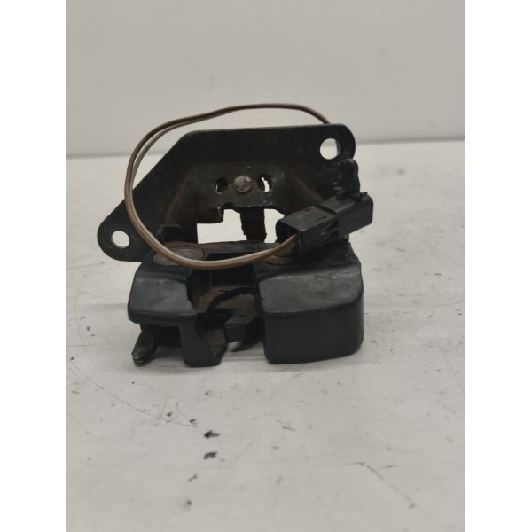 Fechadura Porta Mala Fiat Palio Week 2002 2003 2004 2005 06