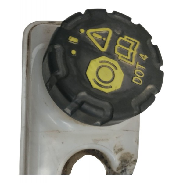 Reservatório Freio Renault Duster 2013 2014 2015 16 Detalhe