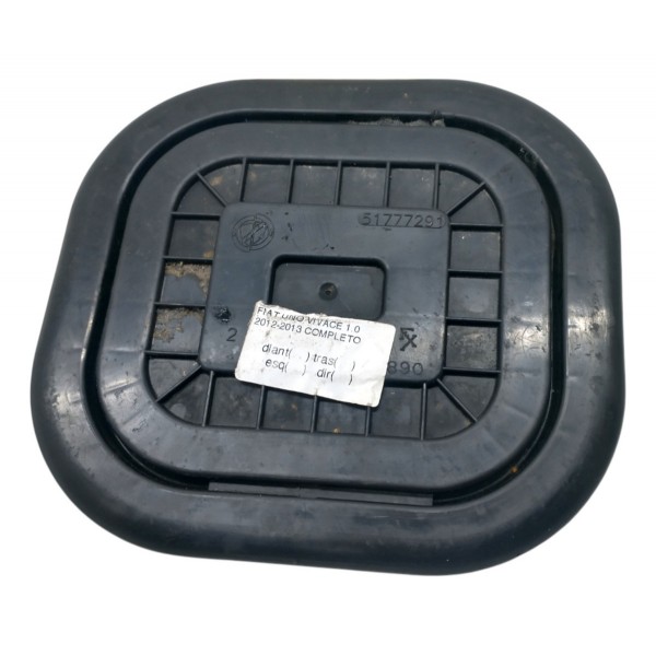 Tampa Tanque Combustível Assoalho Fiat Uno 2012 2013 2014 Preto 999