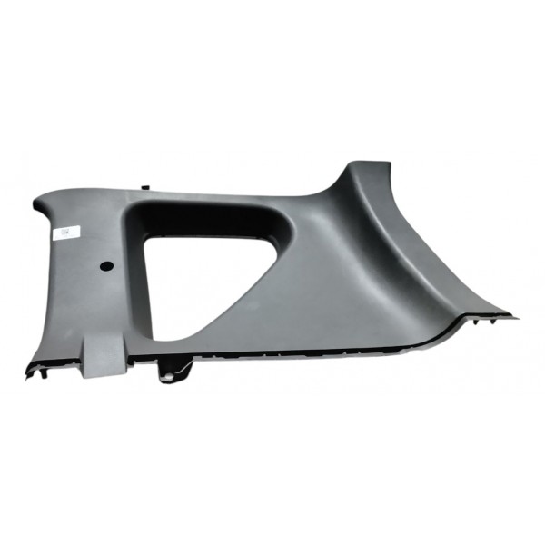 Acabamento Traseiro Direito Nissan Livina 2013 2014 2015 16