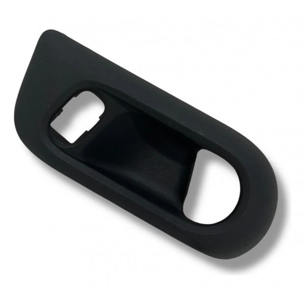 Moldura Maçaneta Porta Tras Esq Gm Corsa Montana 2004 06 08 Preto