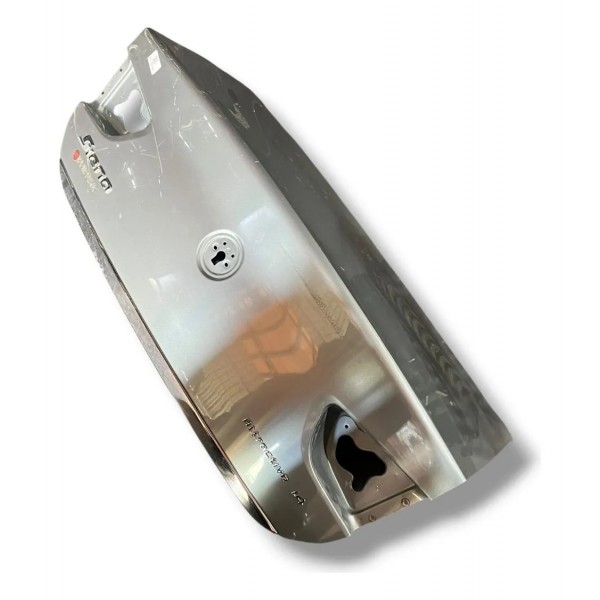 Tampa Traseira Fiat Grand Siena 1.4 2012 2013 2020 Detalhe