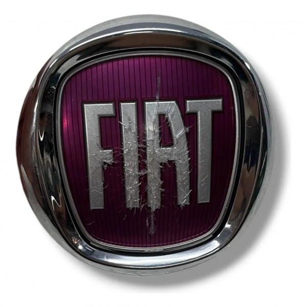 Emblema Parachoque Tampa Tras Fiat Grand Siena 1.4 2016 Det