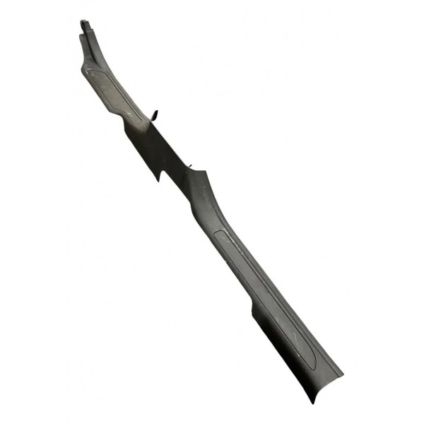 Soleira Interna Esquerda Gm Spin 1.8 2013 2014 2015 2016