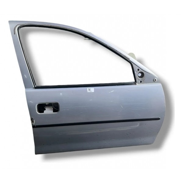 Porta Dianteira Dir Gm Corsa 1999 2000 2001 2002 2005 Dianteira Direita