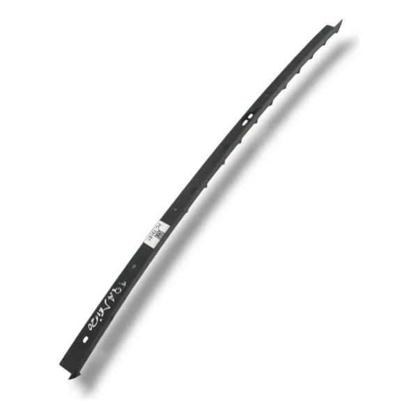 Moldura Esquerda Suporte Vigia Vw Saveiro G5 2009 2010 2011