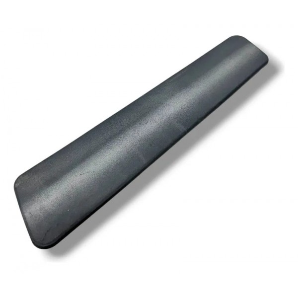 Moldura Externa Coluna Dir Gm Corsa 1.8 2004 2005 2006 2007