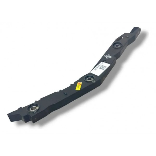 Guia Parachoque Tras Esquerdo Citroen C4 Picasso 2010 2011
