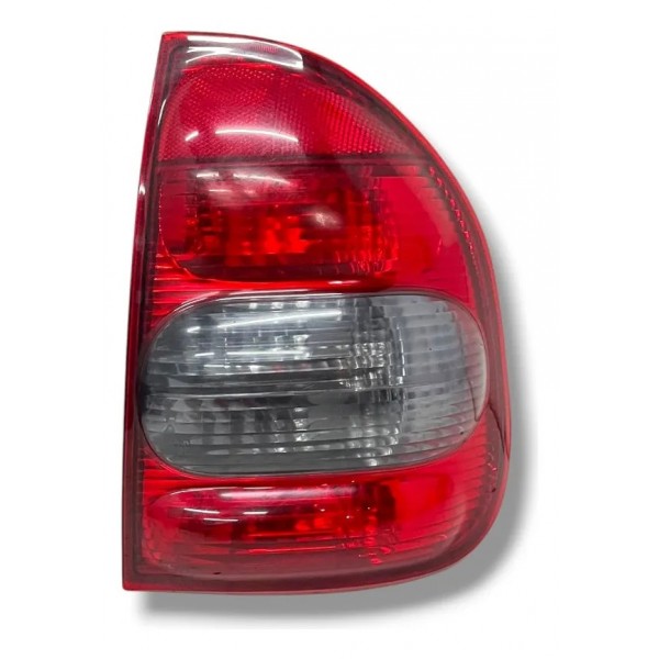 Lanterna Traseira Direita Gm Corsa Classic 1999 2005 Direito/passageiro