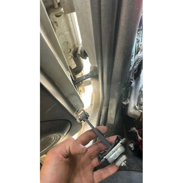 Jogo Limitador Porta Ford Fiesta Sedan 2008 2009 2010 2012
