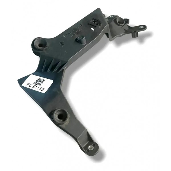 Suporte Acabamento Motor Mercedes-benz B200 2009 A 2012